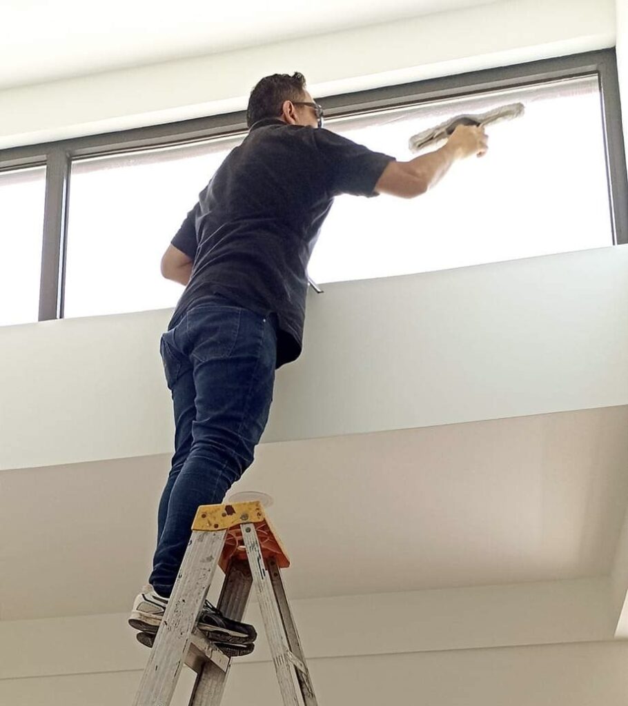 Limpieza profunda de departamentos vacíos